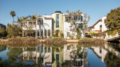 Lighthouse surrounded by home on 2 sides- Grand Canal Project - Dean Larkin Design