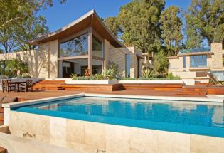 Organic modern architecture projects by Dean Larkin Design: Bluejay, Eagle Lake, Nydes, and Macapa residences
